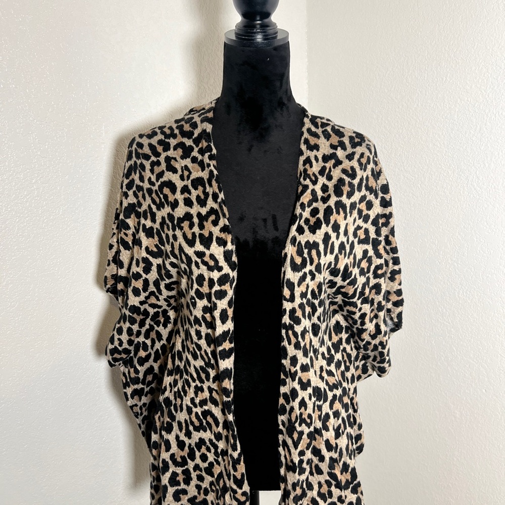 J.O.A. Women's Leopard Print Cardigan